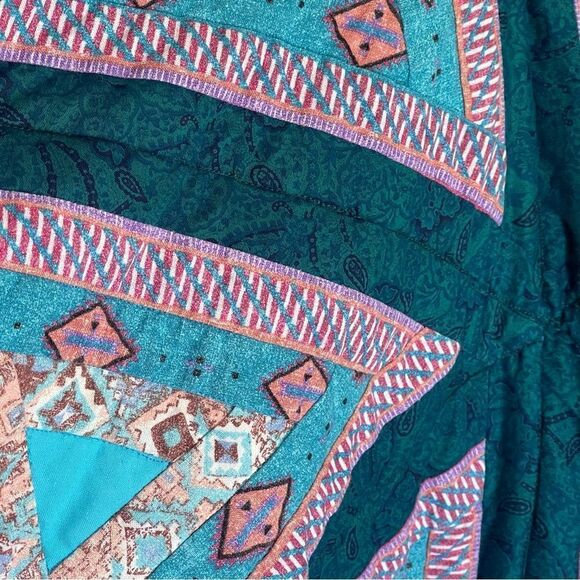 Vintage 1980’s Quilted Triangular Patchwork Batwing 3/4 Sleeve Bomber Jacket - Picture 11 of 16